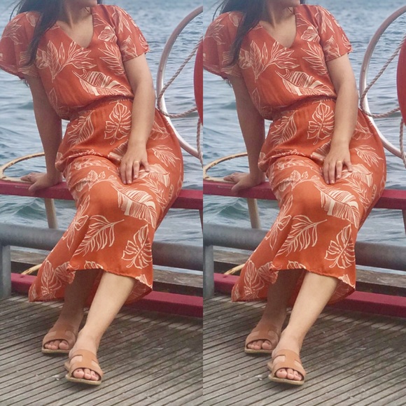 Stunning maxi dress😻😻 - Picture 2 of 2